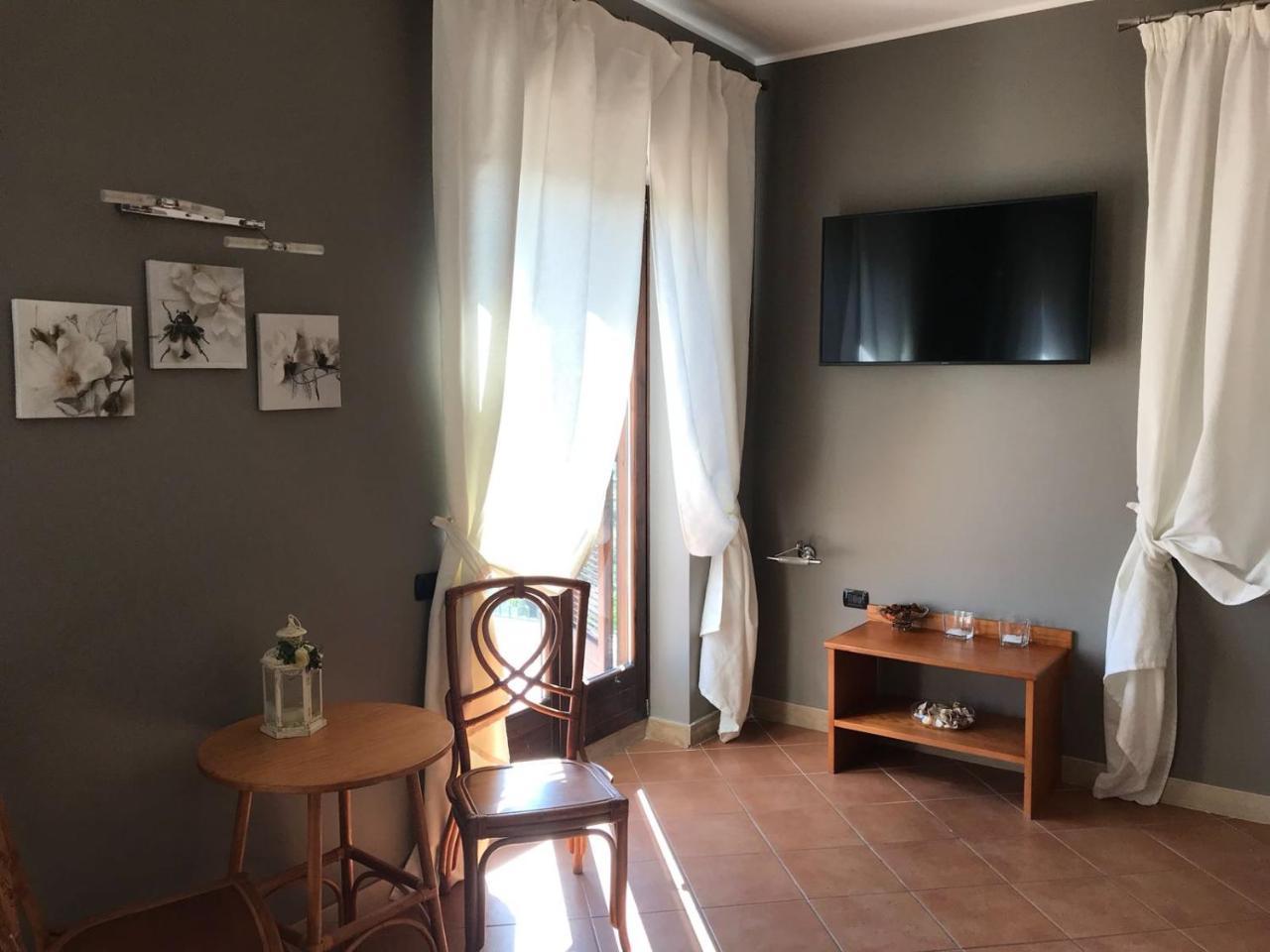 Tenuta Re Ferdinando Санта-Мария-Капуа-Ветере Экстерьер фото