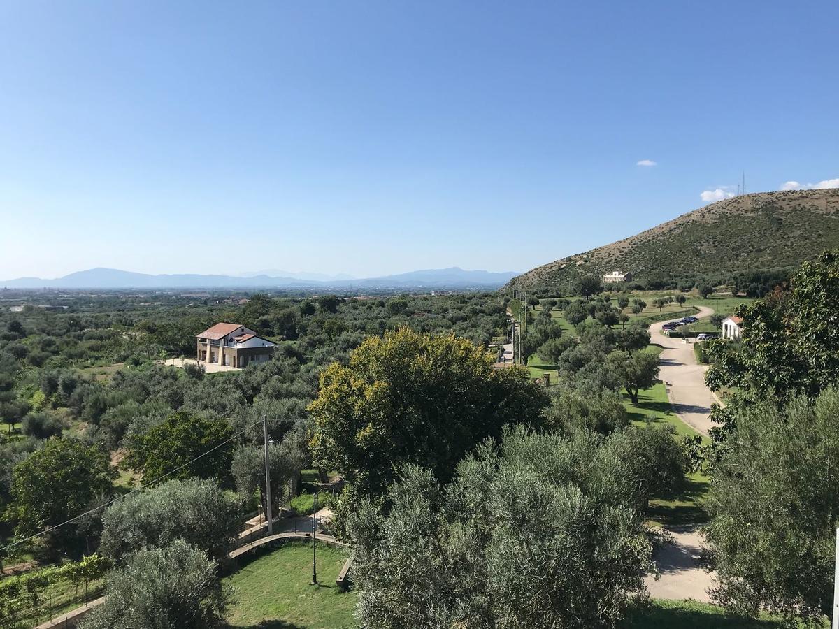 Tenuta Re Ferdinando Санта-Мария-Капуа-Ветере Экстерьер фото