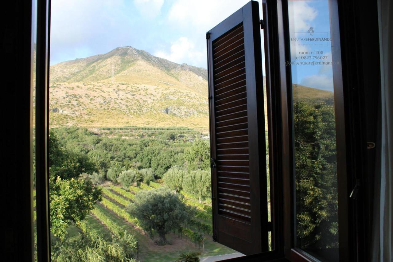 Tenuta Re Ferdinando Санта-Мария-Капуа-Ветере Экстерьер фото